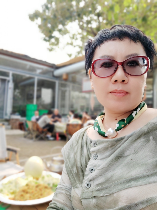 初见的第一张照片--曲靖相亲服务中心