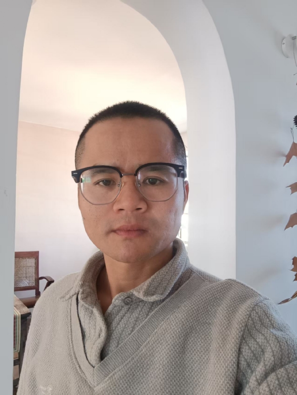 戴戴的第二张照片--曲靖相亲服务中心