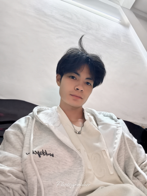 啊云的第一张照片--曲靖相亲服务中心