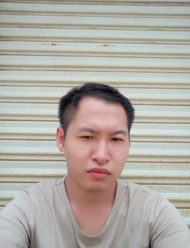 小立的第二张照片--曲靖相亲服务中心