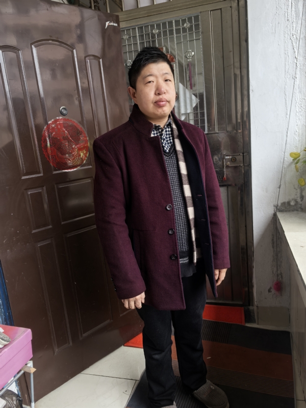 卢显澳的第一张照片--曲靖相亲服务中心