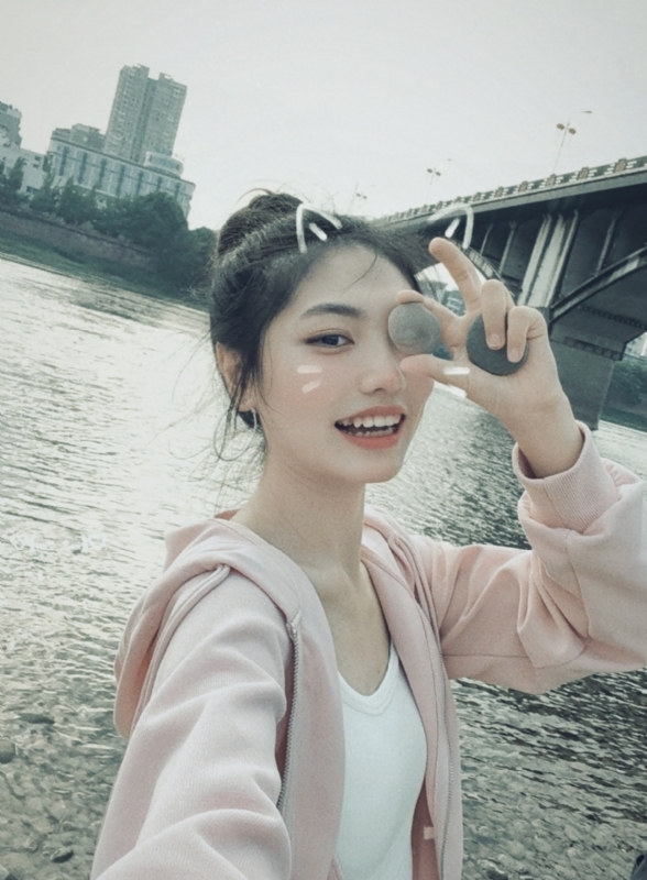 昭十晰的第二张照片--曲靖相亲服务中心