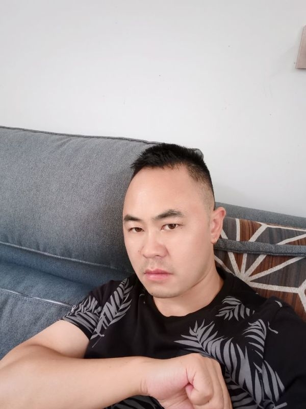 不负遇见的第一张照片--曲靖相亲服务中心