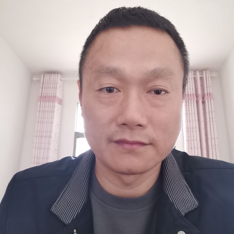 农家老男孩的第一张照片--曲靖相亲服务中心