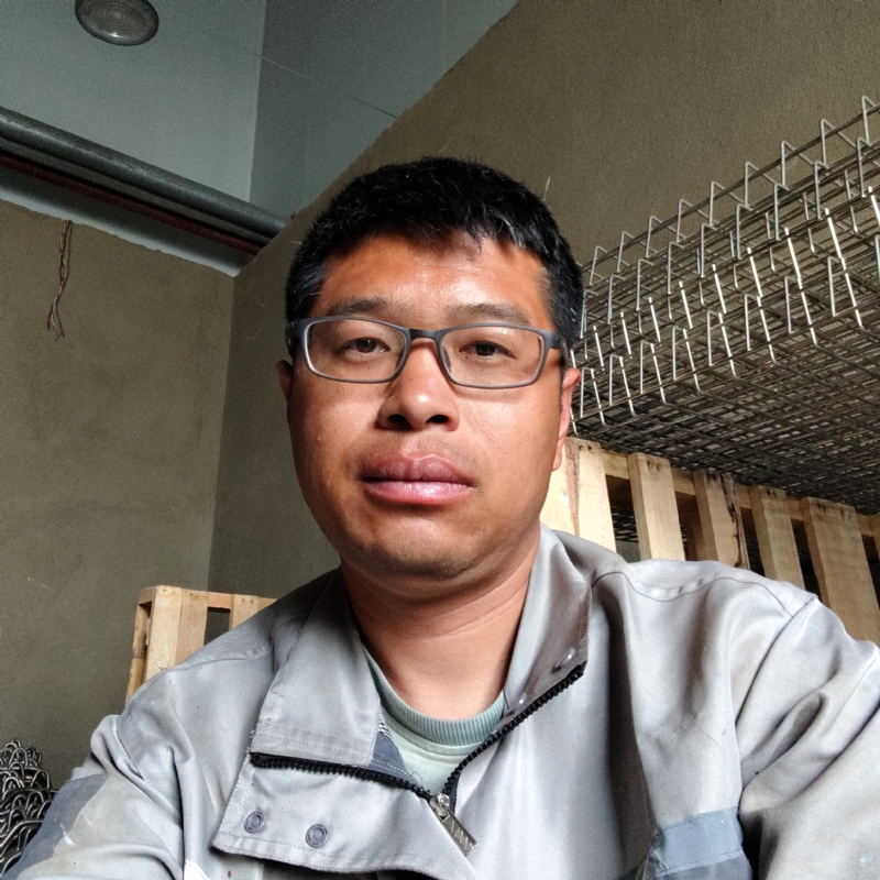 萤火的第一张照片--曲靖相亲服务中心