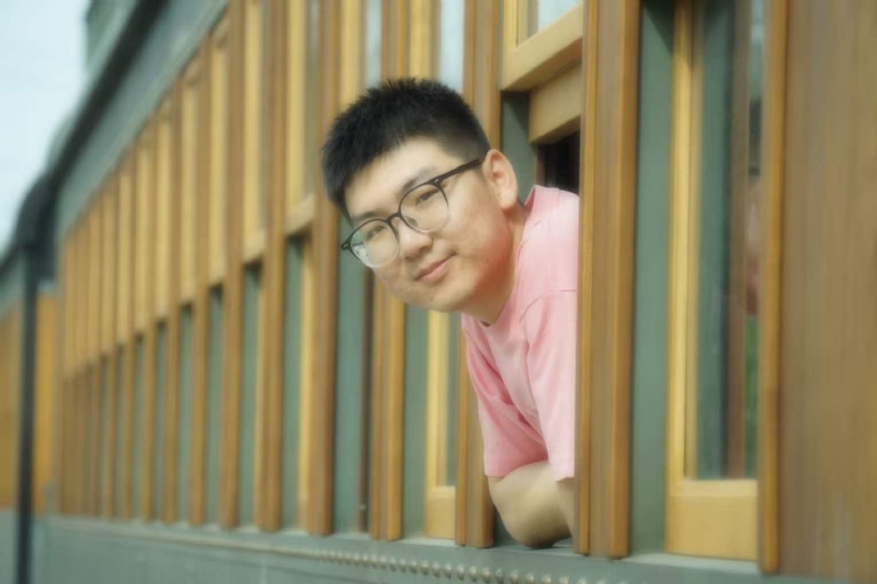 锦瑟无端五十弦的第一张照片--曲靖相亲服务中心