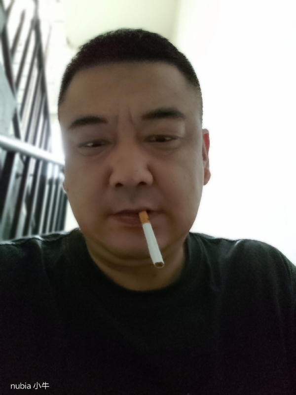 爱就一个我只说一次的第一张照片--曲靖相亲服务中心