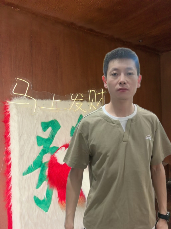寻光的第一张照片--曲靖相亲服务中心